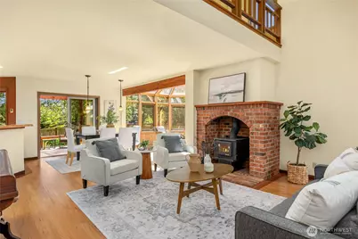 932 NW Nakata Avenue, Bainbridge Island, WA 98110 - Photo 5