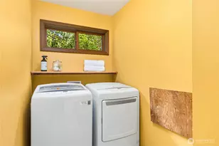 932 NW Nakata Ave, Bainbridge Island, WA 98110 - Photo 17