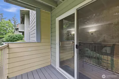 14401 SE Petrovitsky Road #E101, Renton, WA 98058 - Photo 17