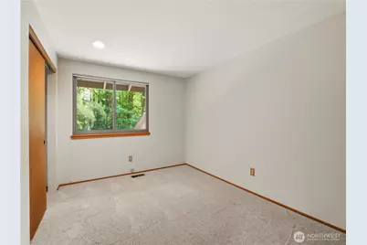 24214 SE 18th Place, Sammamish, WA 98075 - Photo 31