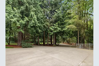 24214 SE 18th Place, Sammamish, WA 98075 - Photo 5