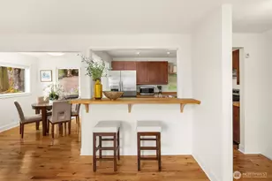 14011 98th Ave NE, Kirkland, WA 98034 - Photo 5