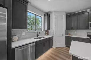 585 S Perry Ave, East Wenatchee, WA 98802 - Photo 13