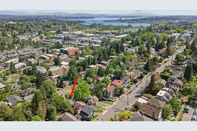 2010 NE 54th Street, Seattle, WA 98105 - Photo 35
