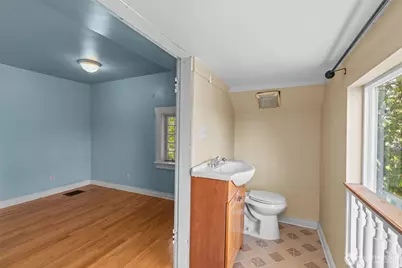 2010 NE 54th Street, Seattle, WA 98105 - Photo 29