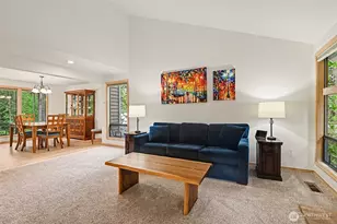 22934 SE 37th St, Sammamish, WA 98075 - Photo 7