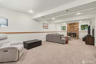 22934 SE 37th St, Sammamish, WA 98075 - Photo 27