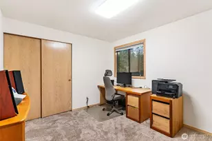 22934 SE 37th St, Sammamish, WA 98075 - Photo 19