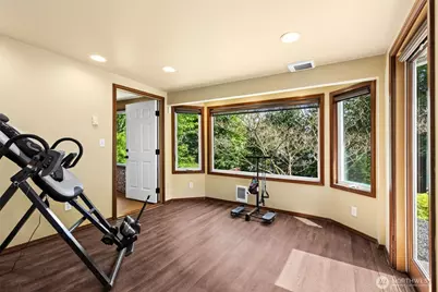 9825 Glory Drive SE, Olympia, WA 98513 - Photo 25
