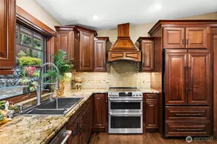 9825 Glory Dr SE, Olympia, WA 98513 - Photo 9