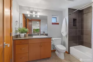 1722 California Ave SW, Seattle, WA 98116 - Photo 17