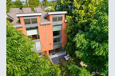 1722 California Avenue SW #C, Seattle, WA 98116 - Photo 1