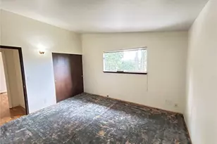 11718 5th Ave NE, Seattle, WA 98125 - Photo 13