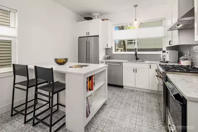 2009 E John Street, Seattle, WA 98112 - Photo 5