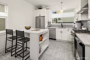 2009 E John St, Seattle, WA 98112 - Photo 5