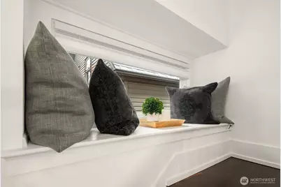 2009 E John Street, Seattle, WA 98112 - Photo 17
