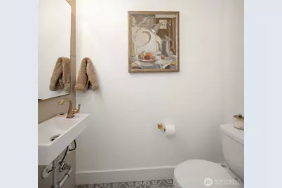 2009 E John Street, Seattle, WA 98112 - Photo 9