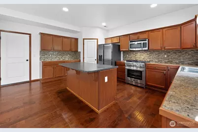 5844 147th Place NE, Marysville, WA 98271 - Photo 11