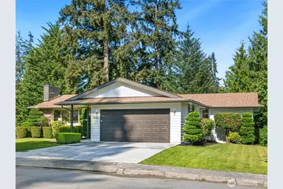 1035 147th Avenue SE, Bellevue, WA 98007 - Photo 1