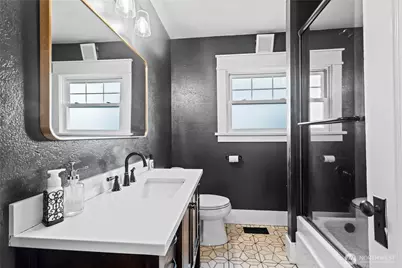 405 E 34th Street, Tacoma, WA 98404 - Photo 17