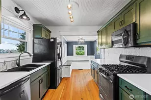 405 E 34th St, Tacoma, WA 98404 - Photo 9