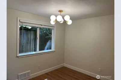 14309 NE 7th Place #2, Bellevue, WA 98007 - Photo 7