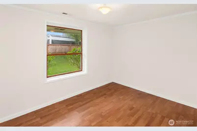 16511 22nd Avenue NE, Shoreline, WA 98155 - Photo 17