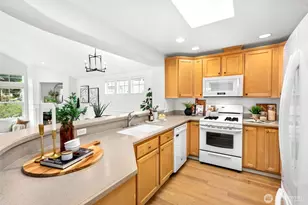 8500 Main St, Edmonds, WA 98026 - Photo 5