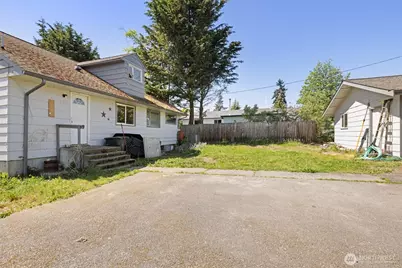 905 W 11th Street, Port Angeles, WA 98363 - Photo 27