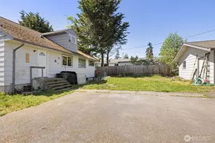 905 W 11th St, Port Angeles, WA 98363 - Photo 27