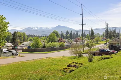 905 W 11th Street, Port Angeles, WA 98363 - Photo 25