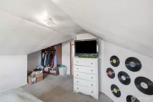 905 W 11th St, Port Angeles, WA 98363 - Photo 13