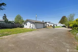 905 W 11th St, Port Angeles, WA 98363 - Photo 31