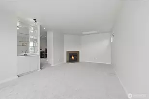 2115 Westlake Ave N, Seattle, WA 98109 - Photo 11