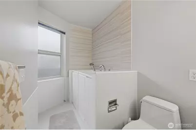 2115 Westlake Avenue N #402, Seattle, WA 98109 - Photo 21