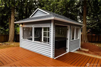 22039 NE 15th Street, Sammamish, WA 98074 - Photo 29