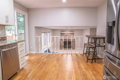 22039 NE 15th Street, Sammamish, WA 98074 - Photo 11