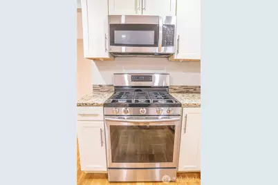 22039 NE 15th Street, Sammamish, WA 98074 - Photo 9