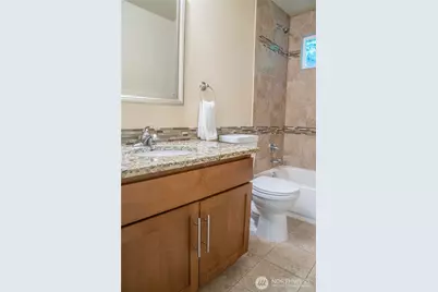 22039 NE 15th Street, Sammamish, WA 98074 - Photo 21