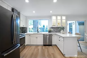 14048 108th Ave NE, Kirkland, WA 98034 - Photo 9