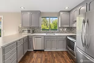 23521 3rd Ave SE, Bothell, WA 98021 - Photo 13