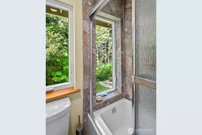 1311 Clearbrook Drive, Bellingham, WA 98229 - Photo 37