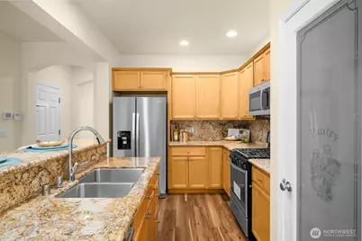 12955 NE 204th Place, Woodinville, WA 98072 - Photo 11