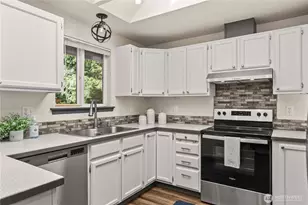 22242 Bluewater Dr SE, Yelm, WA 98597 - Photo 9
