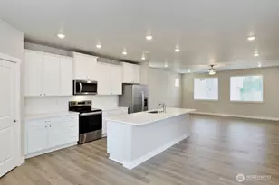 8741 151st St E, Puyallup, WA 98375 - Photo 5