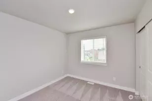 8741 151st St E, Puyallup, WA 98375 - Photo 11