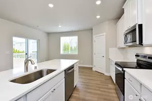 8741 151st St E, Puyallup, WA 98375 - Photo 7