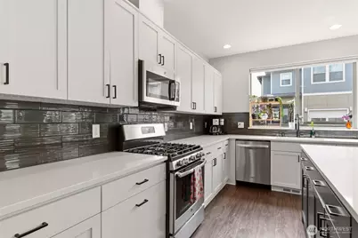16031 SE 252nd Place, Covington, WA 98042 - Photo 11