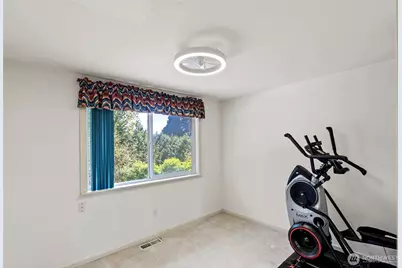 7185 Old Military Road NE, Bremerton, WA 98311 - Photo 23