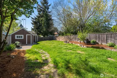 7735 13th Avenue NW, Seattle, WA 98117 - Photo 21